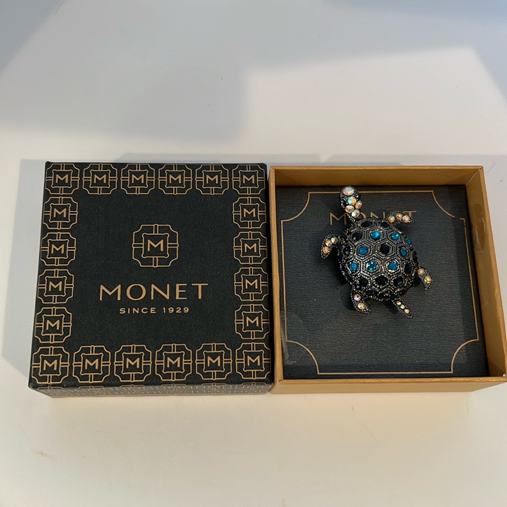 Signed Monet jeweled turtle brooch